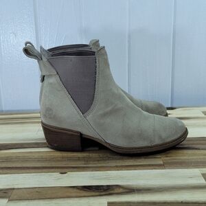 Timberland Sutherlin Bay Slouch Chelsea Boots  Light Taupe Beige Suede Size 7.5